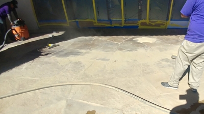 Our experienced technicians use state-of-the-art equipment and highly effective restoration methods. Photo