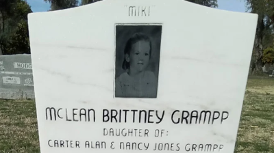 Here is a closer look at the marble headstone prior to restoration. Photo